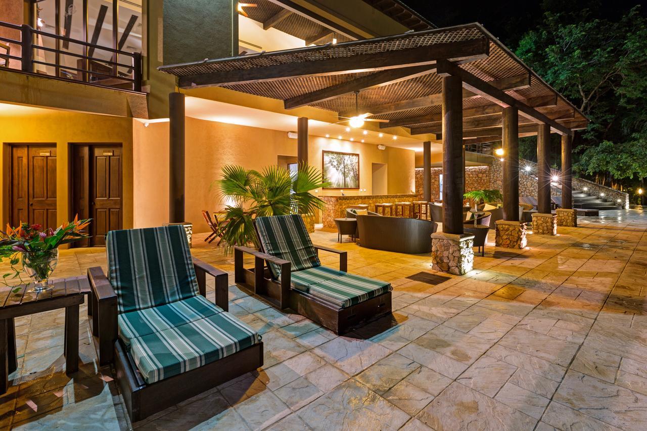 פלורס Las Lagunas Boutique Hotel מראה חיצוני תמונה